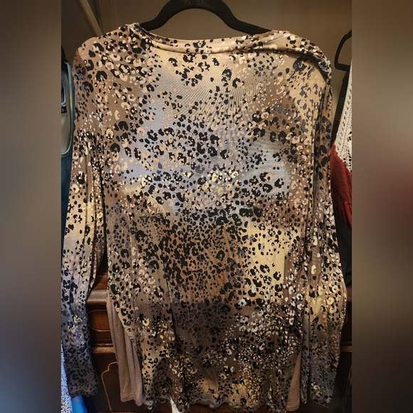 Logo leopard print top - Picture 3 of 3